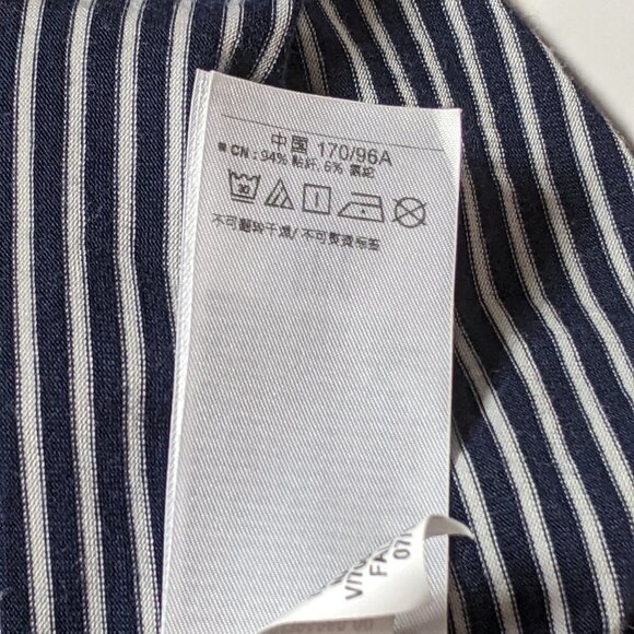 GAP Round Neck Short Sleeve Asymmetric Hem Striped Peplum Shirt  Size Medium - Picture 11 of 14